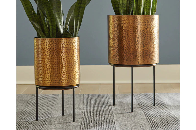 Bowery Hill Contemporary 2 Piece Planter Set in Antique Brass