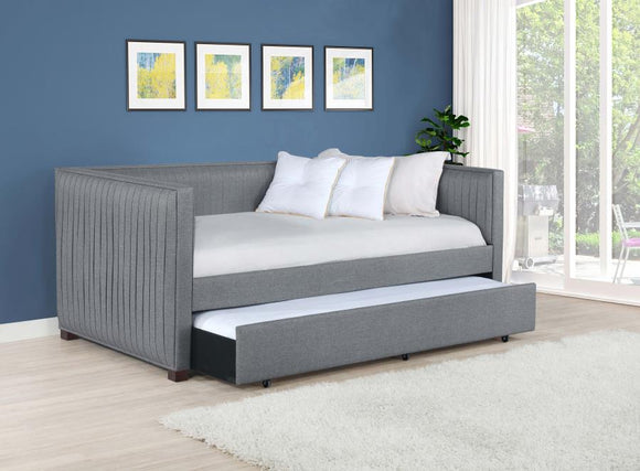 G300554 BRODIE DAYBED WITH TRUNDLE - GREY